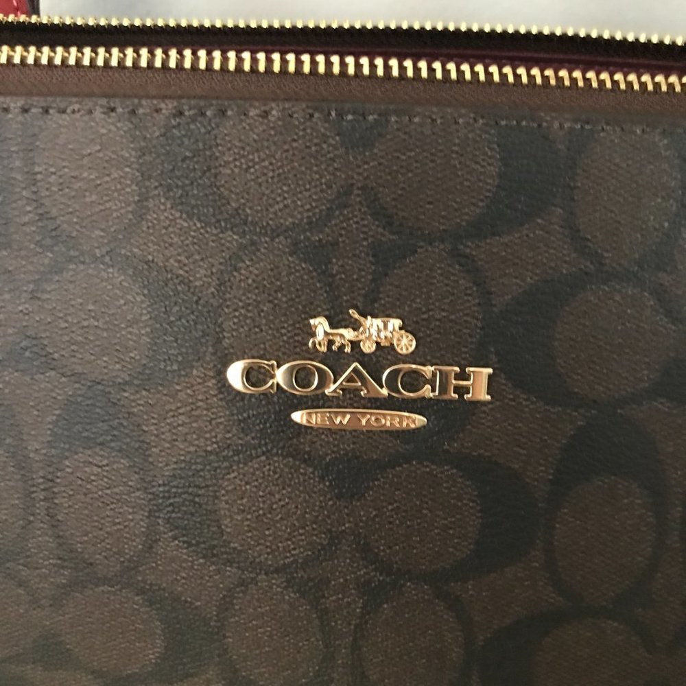Coach Signature Large Gallery Tote Handbag Brown/Red